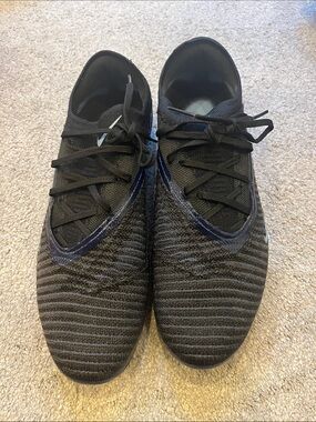 Nike Men's Gray and Navy Football Cleats with White Swoosh